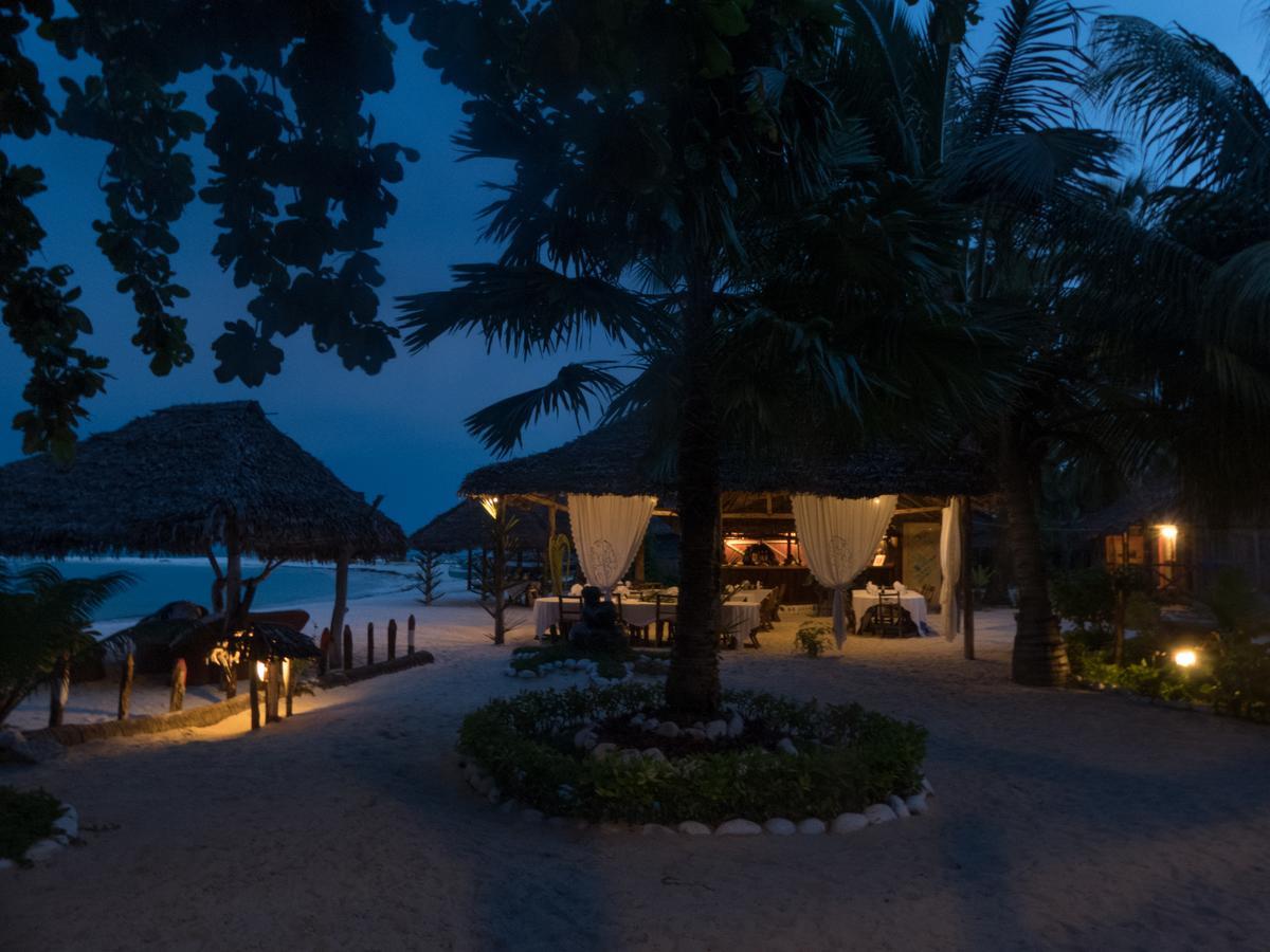 Le Zahir De L'Ile - Iranja Villa Nosy-Be Екстериор снимка
