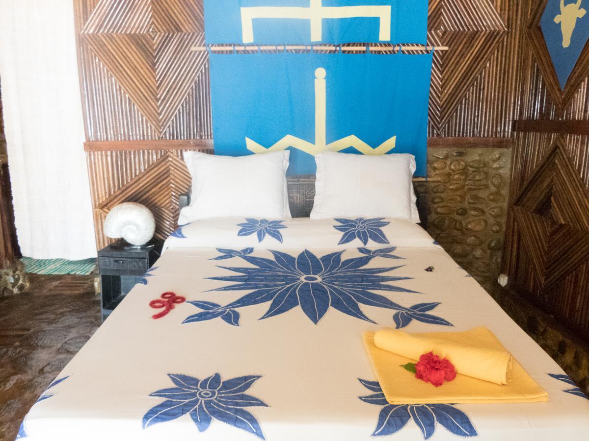Le Zahir De L'Ile - Iranja Villa Nosy-Be Екстериор снимка