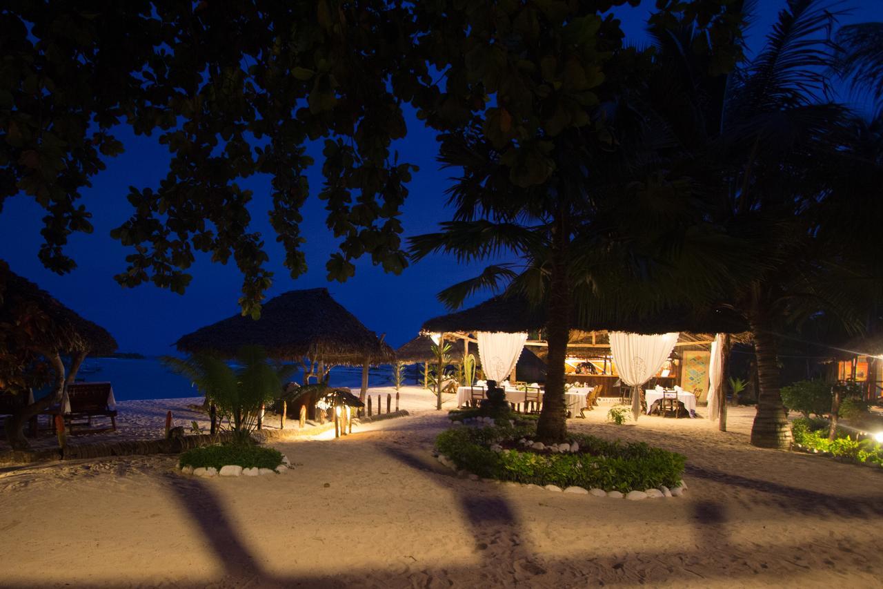 Le Zahir De L'Ile - Iranja Villa Nosy-Be Екстериор снимка