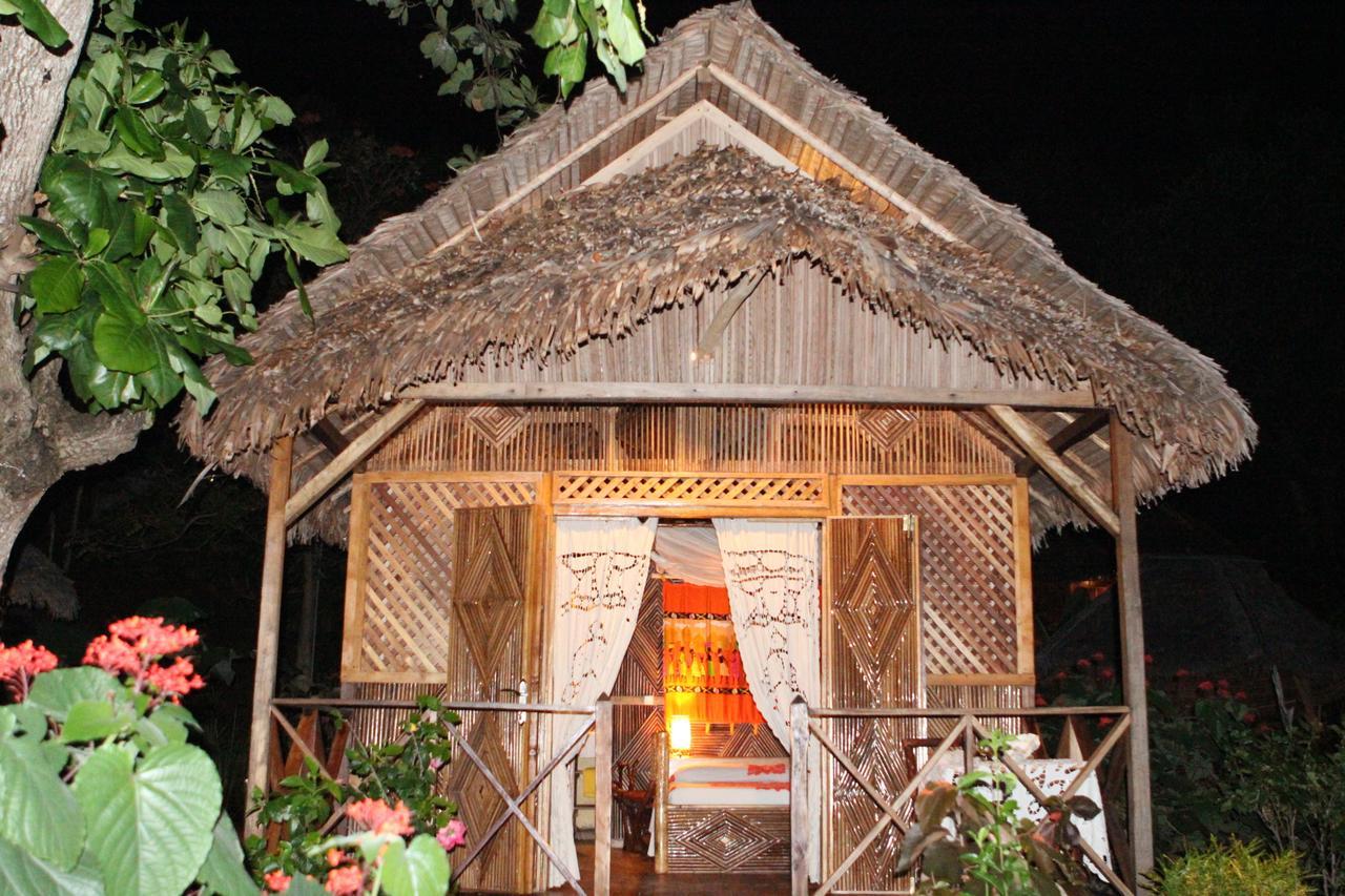 Le Zahir De L'Ile - Iranja Villa Nosy-Be Екстериор снимка