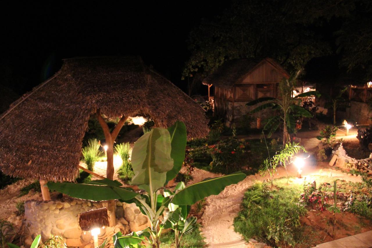 Le Zahir De L'Ile - Iranja Villa Nosy-Be Екстериор снимка