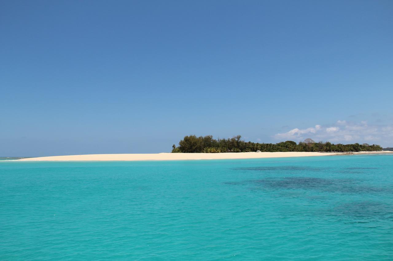 Le Zahir De L'Ile - Iranja Villa Nosy-Be Екстериор снимка